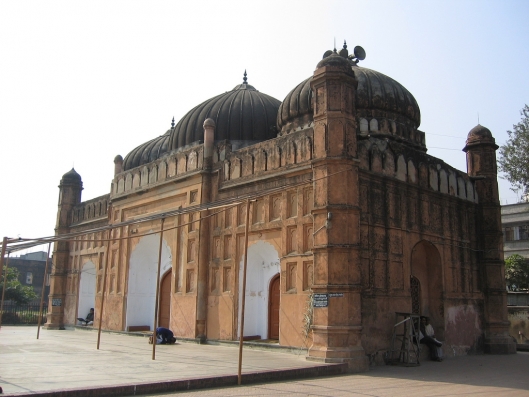 Shahi Mosque in Dakha - Bangladesh