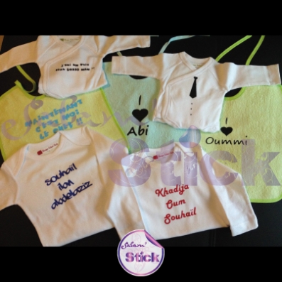 Les commandes bodys:bavoirs envoyées !
www.salam-stick.com
#body #bavoir #bebe